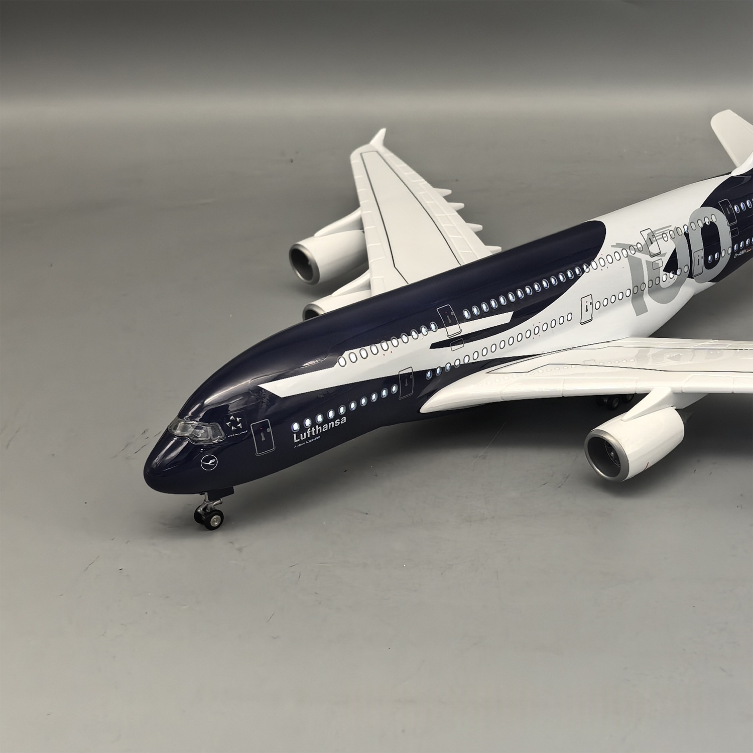 Новая коллекционная модель сам – обзор и цена Model Kit Airplane