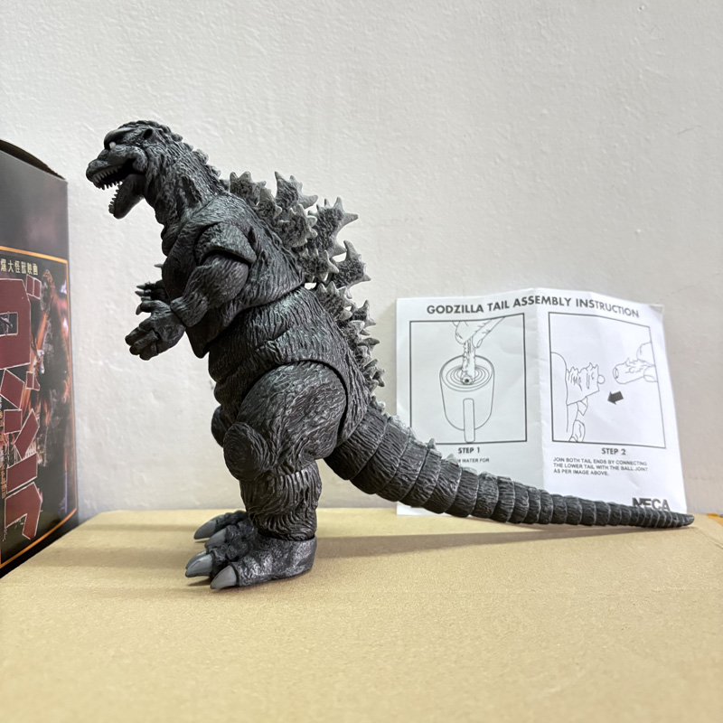 NECA 1955, серия Godzilla Mons – обзор и цена Model Kit Kiryu