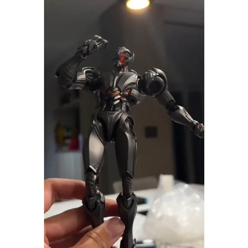 В наличии: Новинка! Сборная мо – обзор и цена Model Kit Ultron